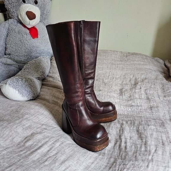 Sonax Shoes - RARE Vintage SONAX Stacked Platform Chunky Boots from the 90s, Brown, US10